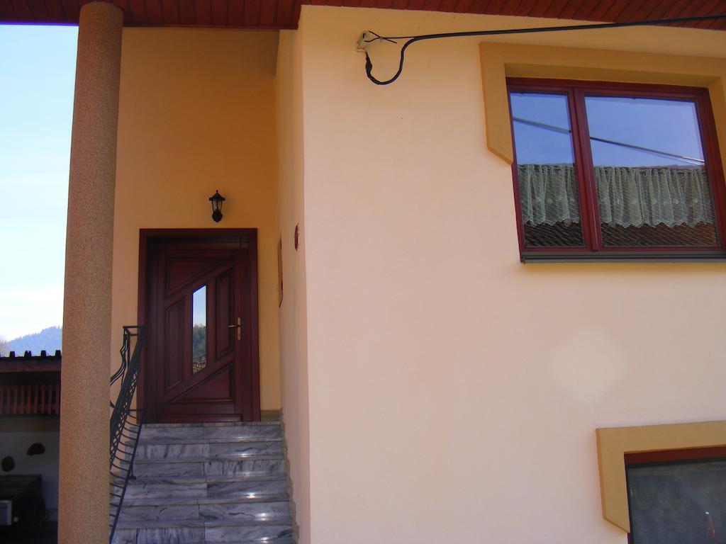 Domino Apartment Korytné Екстериор снимка