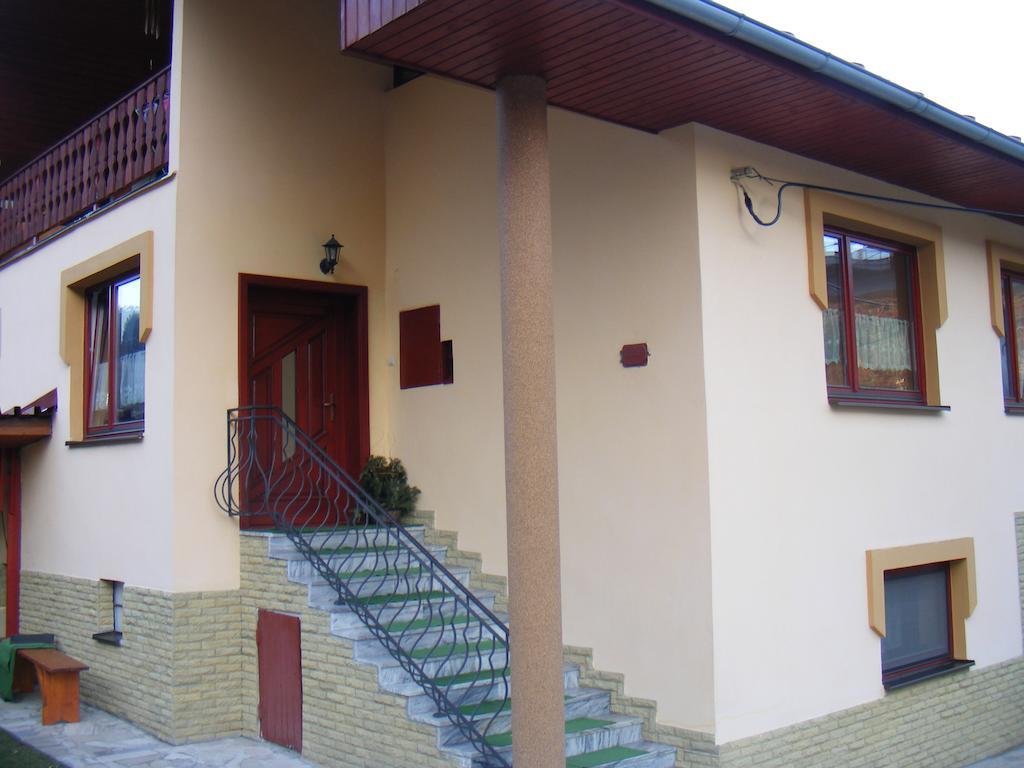 Domino Apartment Korytné Екстериор снимка