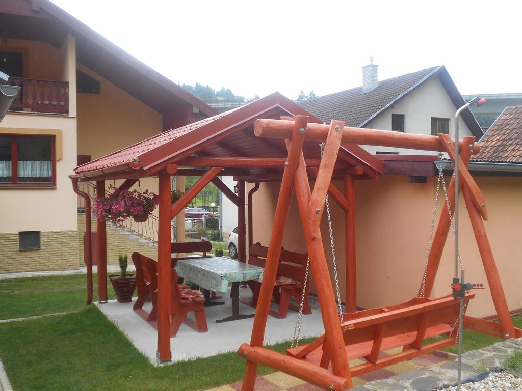 Domino Apartment Korytné Екстериор снимка