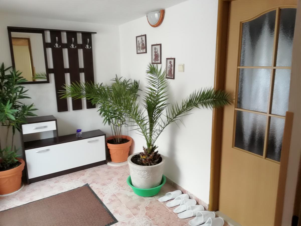 Domino Apartment Korytné Екстериор снимка