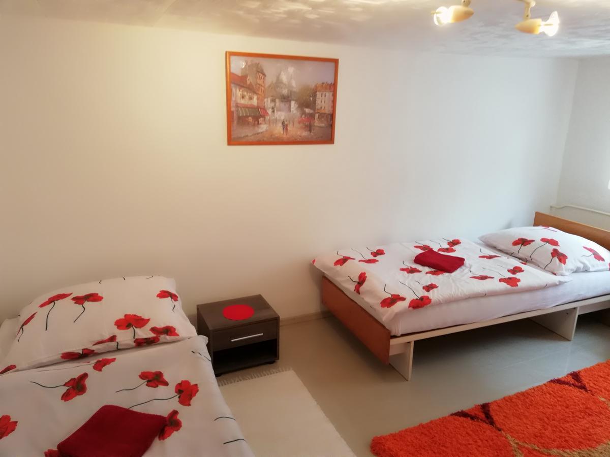 Domino Apartment Korytné Екстериор снимка