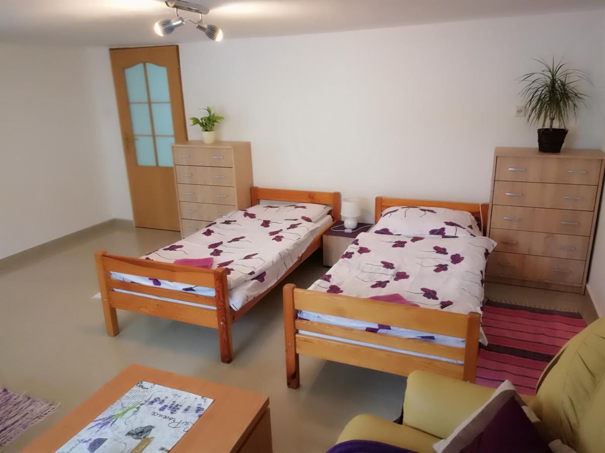 Domino Apartment Korytné Екстериор снимка