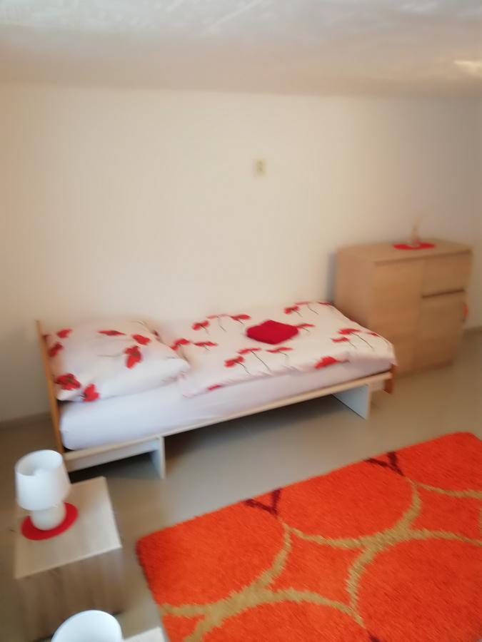 Domino Apartment Korytné Екстериор снимка
