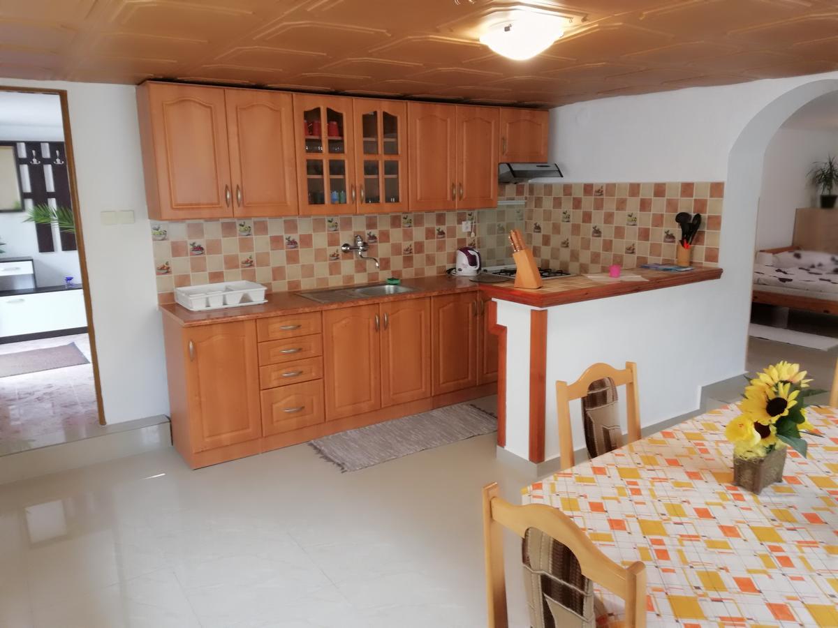Domino Apartment Korytné Екстериор снимка
